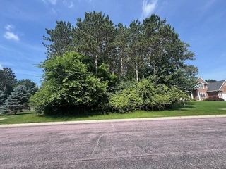 0 Pine Ridge Court, Portage, WI 53901