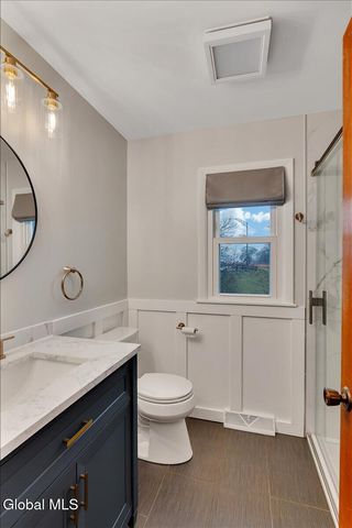 51 Par Circle, Albany, NY 12208