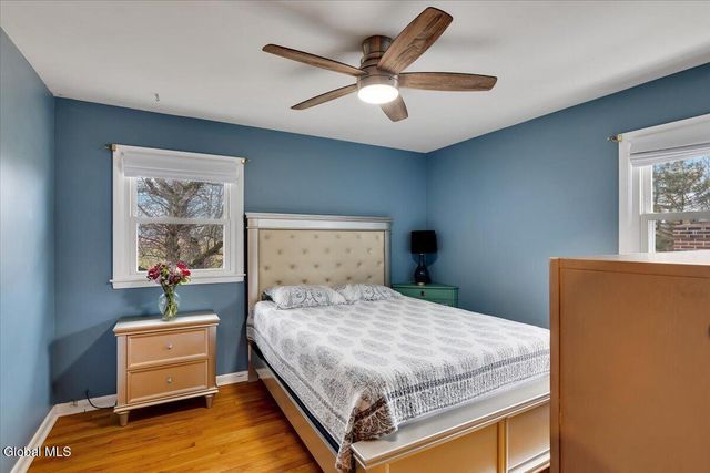 51 Par Circle, Albany, NY 12208