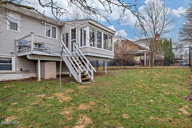 51 Par Circle, Albany, NY 12208