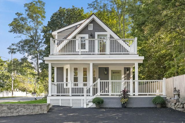 8 Wilmington Road, Burlington, MA 01803