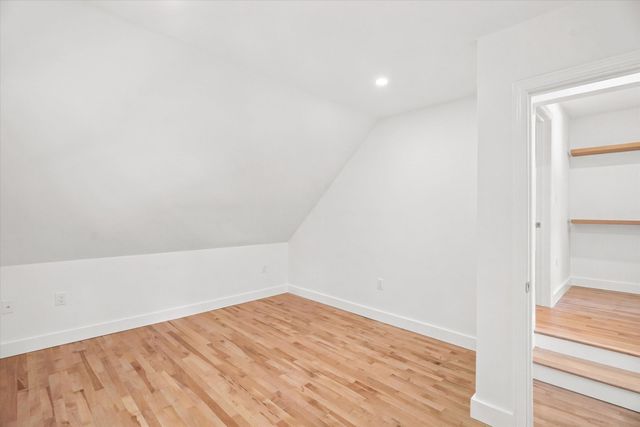 8 Wilmington Road, Burlington, MA 01803