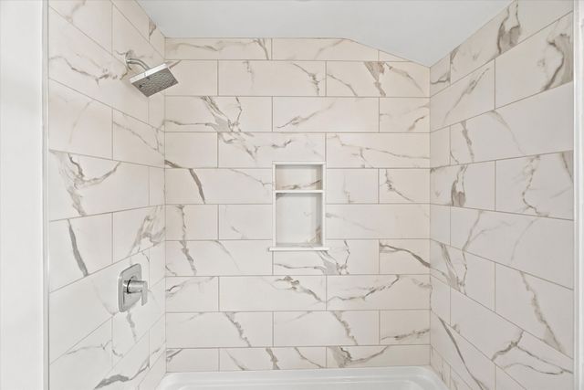 8 Wilmington Road, Burlington, MA 01803
