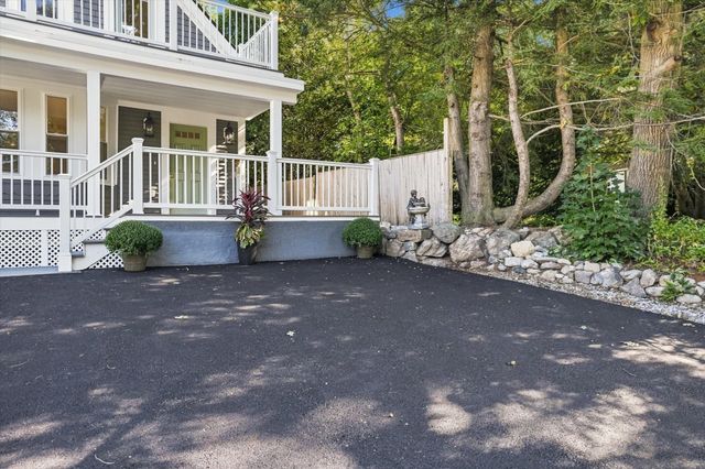 8 Wilmington Road, Burlington, MA 01803