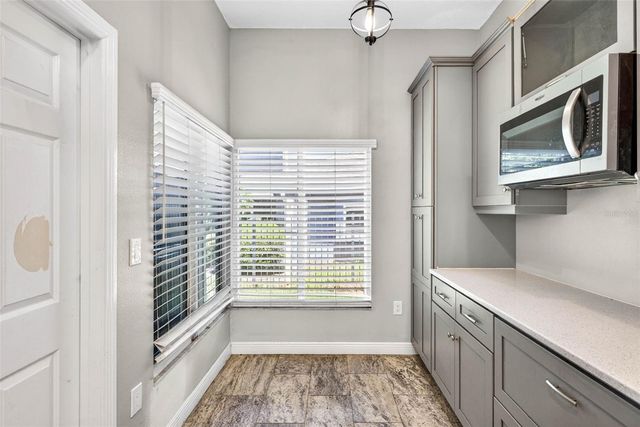 6282 BONAVENTURE COURT, Sarasota, FL 34243