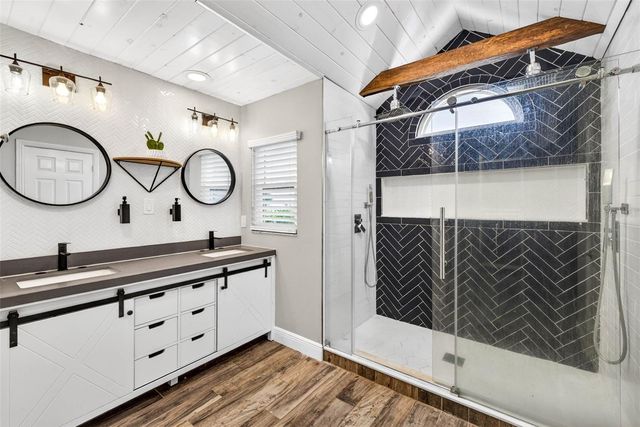6282 BONAVENTURE COURT, Sarasota, FL 34243
