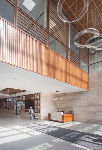 136-33 37th Avenue 10C, Flushing, NY 11354