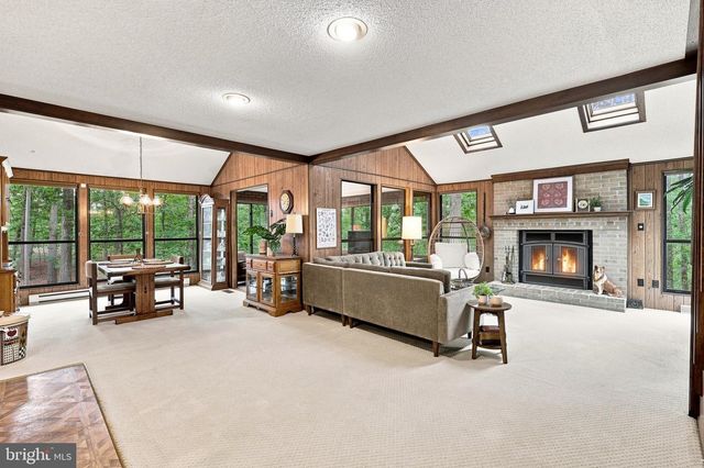 22 LISKEY LN, Hedgesville, WV 25427