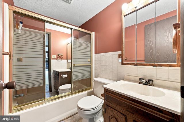 22 LISKEY LN, Hedgesville, WV 25427