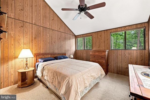 22 LISKEY LN, Hedgesville, WV 25427