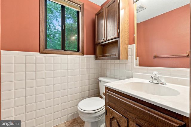 22 LISKEY LN, Hedgesville, WV 25427