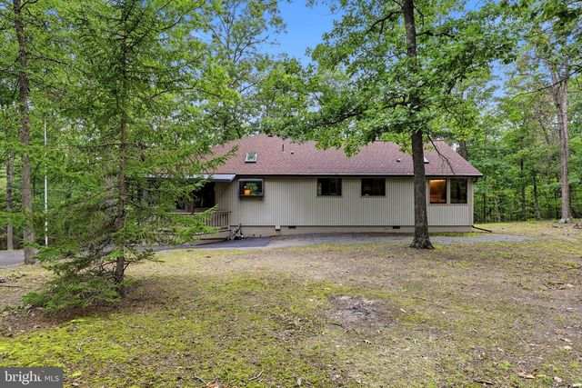 22 LISKEY LN, Hedgesville, WV 25427