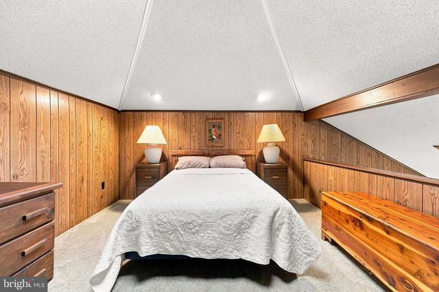 22 LISKEY LN, Hedgesville, WV 25427