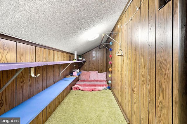 22 LISKEY LN, Hedgesville, WV 25427