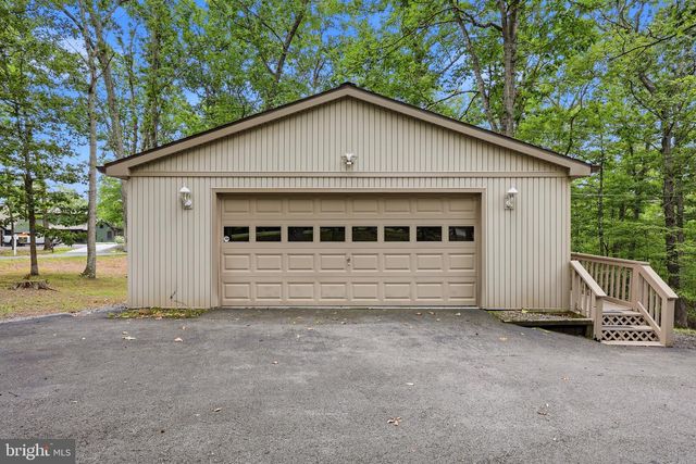 22 LISKEY LN, Hedgesville, WV 25427
