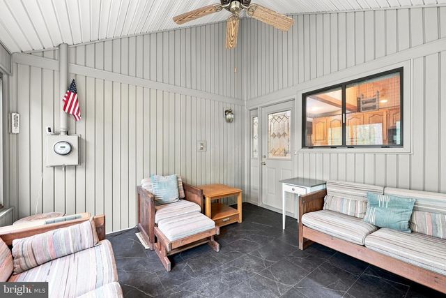 22 LISKEY LN, Hedgesville, WV 25427
