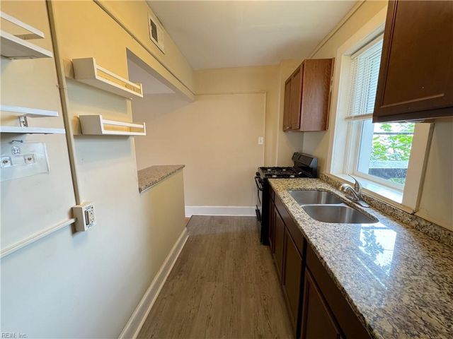 1217 Colonial Ave Apt B3, Norfolk, VA 23517