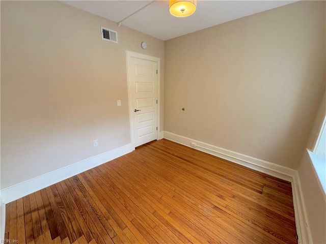 1217 Colonial Ave Apt B3, Norfolk, VA 23517