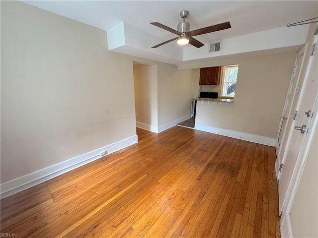 1217 Colonial Ave Apt B3, Norfolk, VA 23517