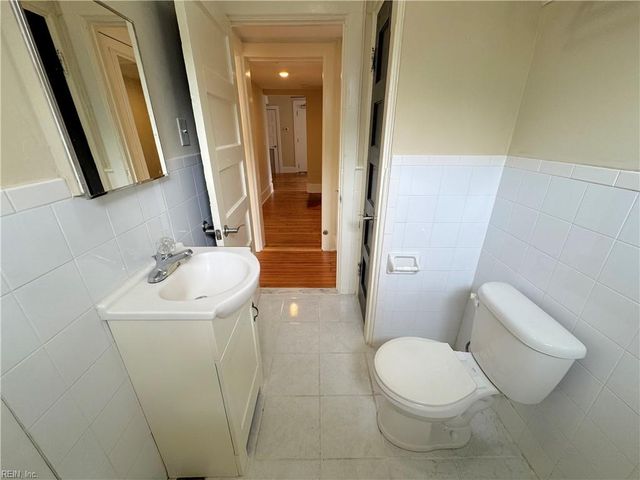1217 Colonial Ave Apt B3, Norfolk, VA 23517