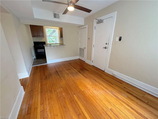 1217 Colonial Ave Apt B3, Norfolk, VA 23517