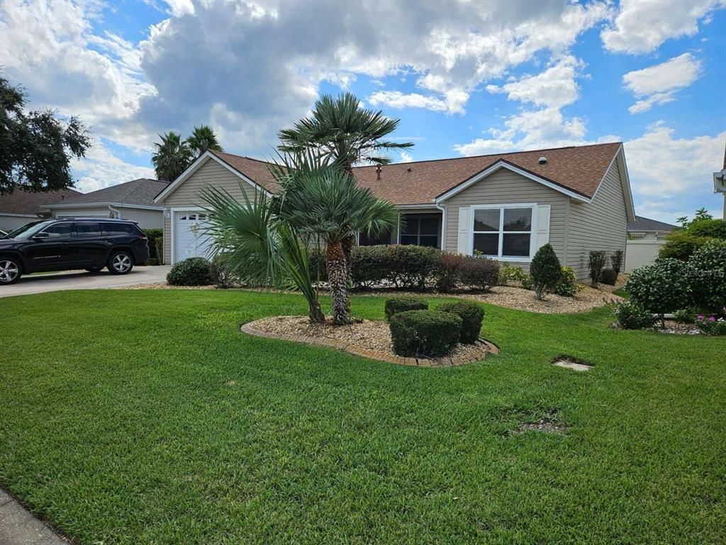 702 PINE HILLS PLACE, The Villages, FL 32162
