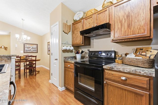 9106 Hawthorne Pointe Dr 202, Louisville, KY 40272