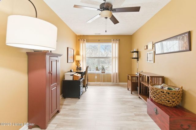 9106 Hawthorne Pointe Dr 202, Louisville, KY 40272