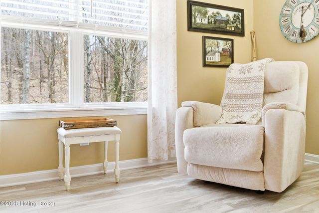 9106 Hawthorne Pointe Dr 202, Louisville, KY 40272