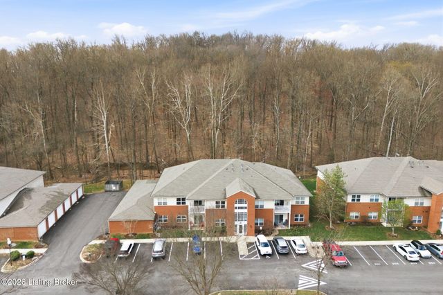 9106 Hawthorne Pointe Dr 202, Louisville, KY 40272