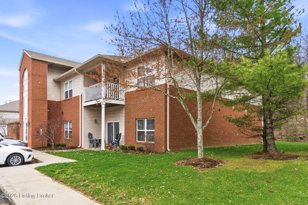 9106 Hawthorne Pointe Dr 202, Louisville, KY 40272