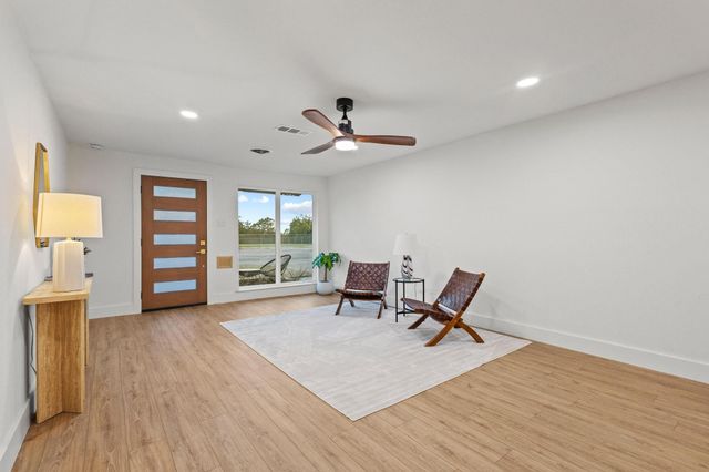 1609 W Woodard Street, Denison, TX 75020