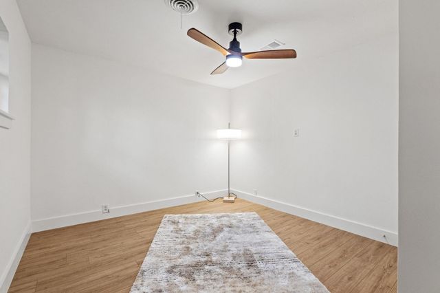 1609 W Woodard Street, Denison, TX 75020