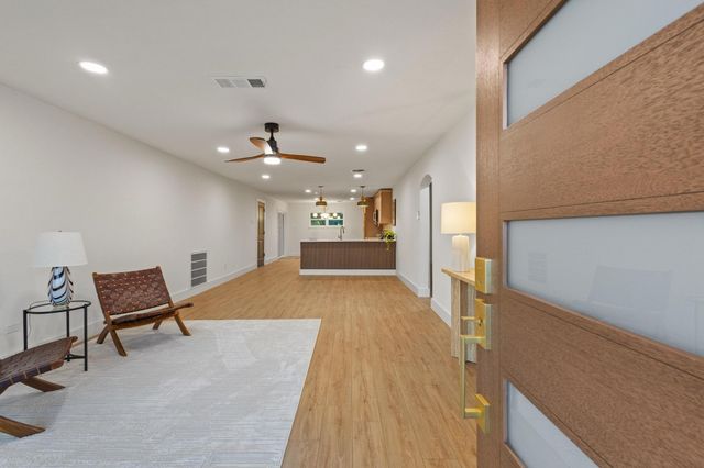 1609 W Woodard Street, Denison, TX 75020