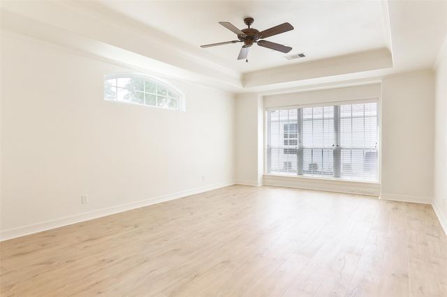 979 W 43rd Street, Houston, TX 77018