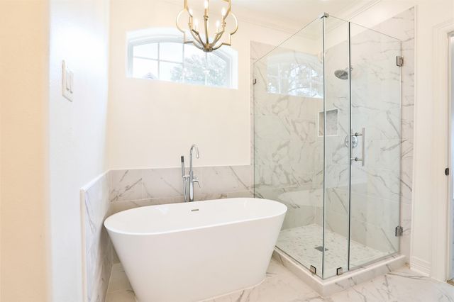 979 W 43rd Street, Houston, TX 77018