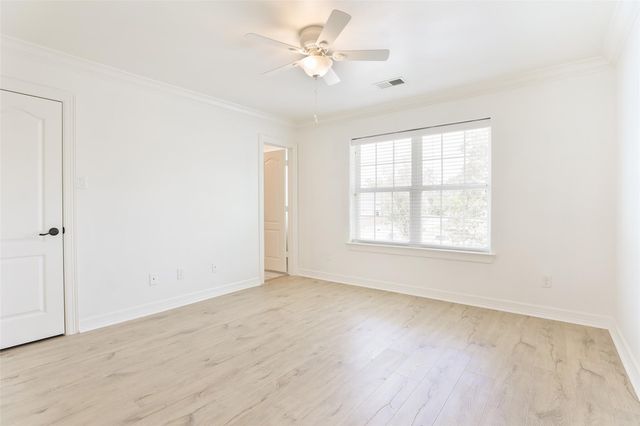 979 W 43rd Street, Houston, TX 77018