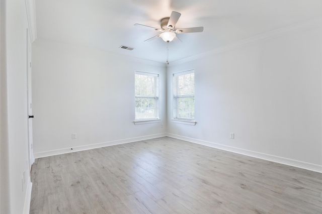 979 W 43rd Street, Houston, TX 77018