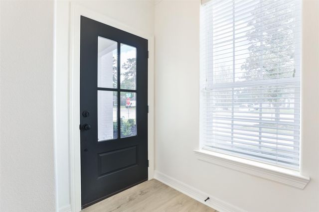 979 W 43rd Street, Houston, TX 77018