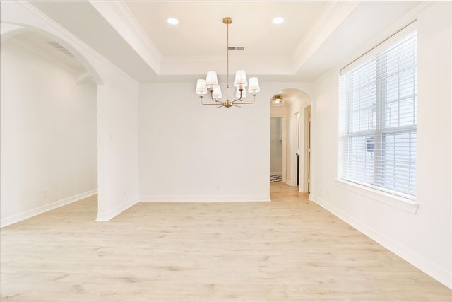 979 W 43rd Street, Houston, TX 77018