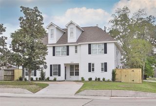 979 W 43rd Street, Houston, TX 77018