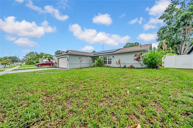 12402 84TH WAY, Largo, FL 33773