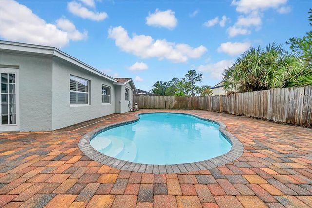 12402 84TH WAY, Largo, FL 33773