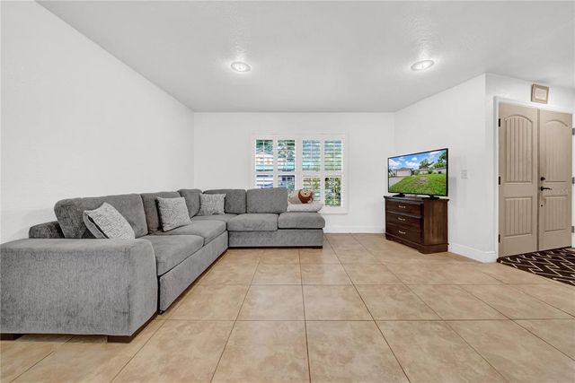 12402 84TH WAY, Largo, FL 33773