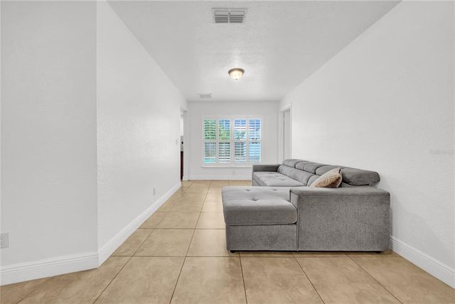 12402 84TH WAY, Largo, FL 33773
