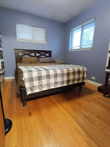 226 Fernwood Lane, Glenview, IL 60025