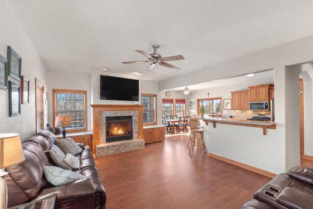 W172N7862 Shady LANE, Menomonee Falls, WI 53051