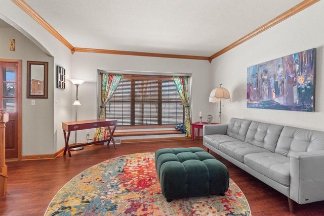 W172N7862 Shady LANE, Menomonee Falls, WI 53051