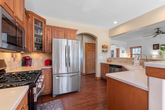 W172N7862 Shady LANE, Menomonee Falls, WI 53051