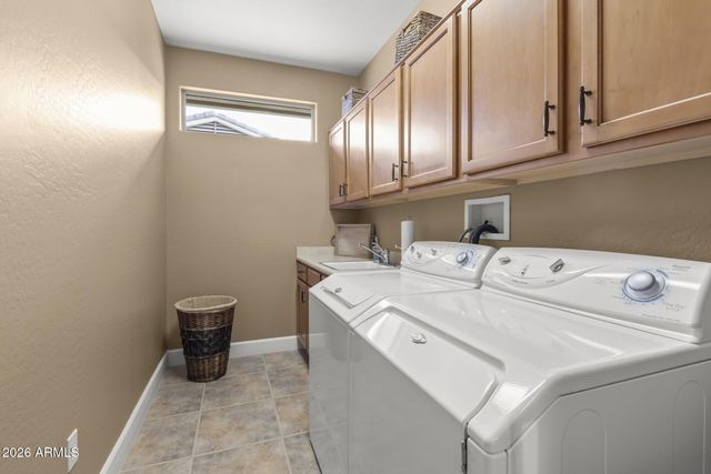 17520 W KARTCHNER Court, Surprise, AZ 85387